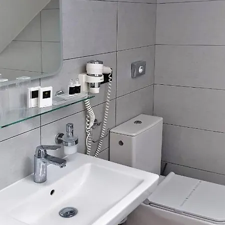 Bunkr - Modry Dum Karlštejn