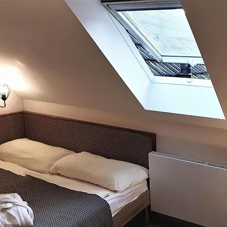 Hotel Bunkr Karlštejn