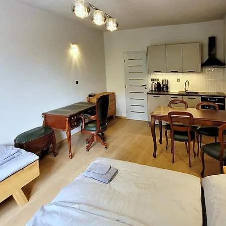 Hotel Bunkr