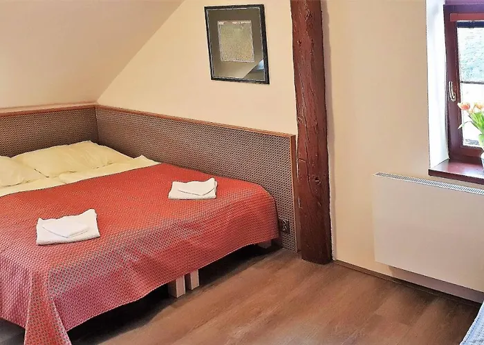 Hotel Bunkr Karlstejn - Modry Dum