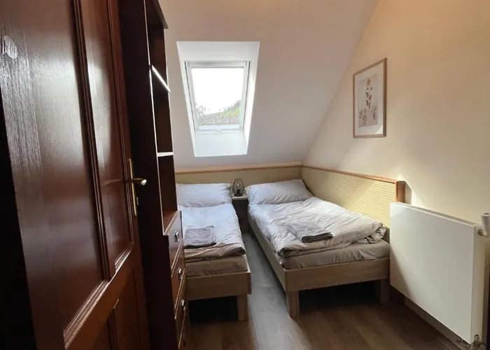 Hotel Bunkr Karlstejn - Modry Dum