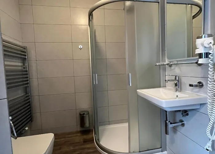 Hotel Bunkr Karlstejn - Modry Dum Karlstejn