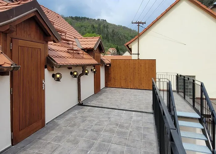 Bunkr Karlstejn - Modry Dum Hotel Karlstejn