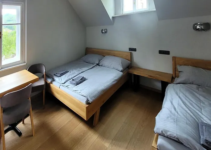 Bunkr Karlstejn - Modry Dum Hotel 4*